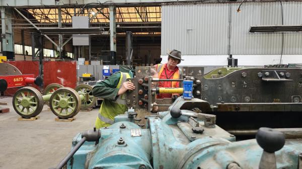 Click to enlarge Highslide JS