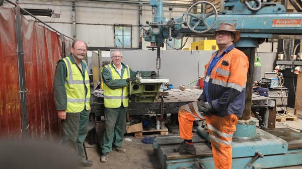 Click to enlarge Highslide JS