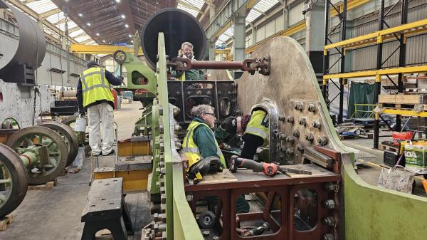 Click to enlarge Highslide JS