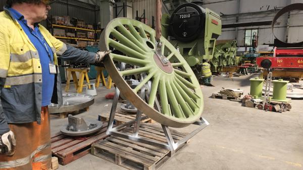 Click to enlarge Highslide JS